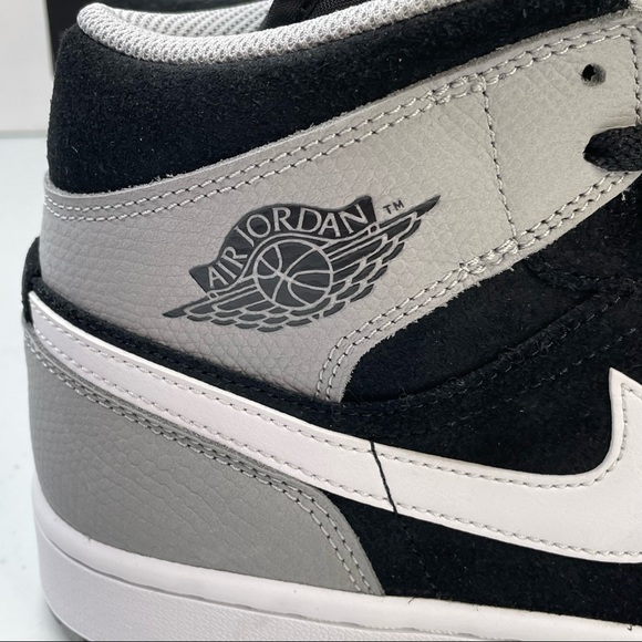 Air Jordan 1 Mid SE Black & Grey Mens Size 10 Basketball Sneakers - Picture 2 of 13
